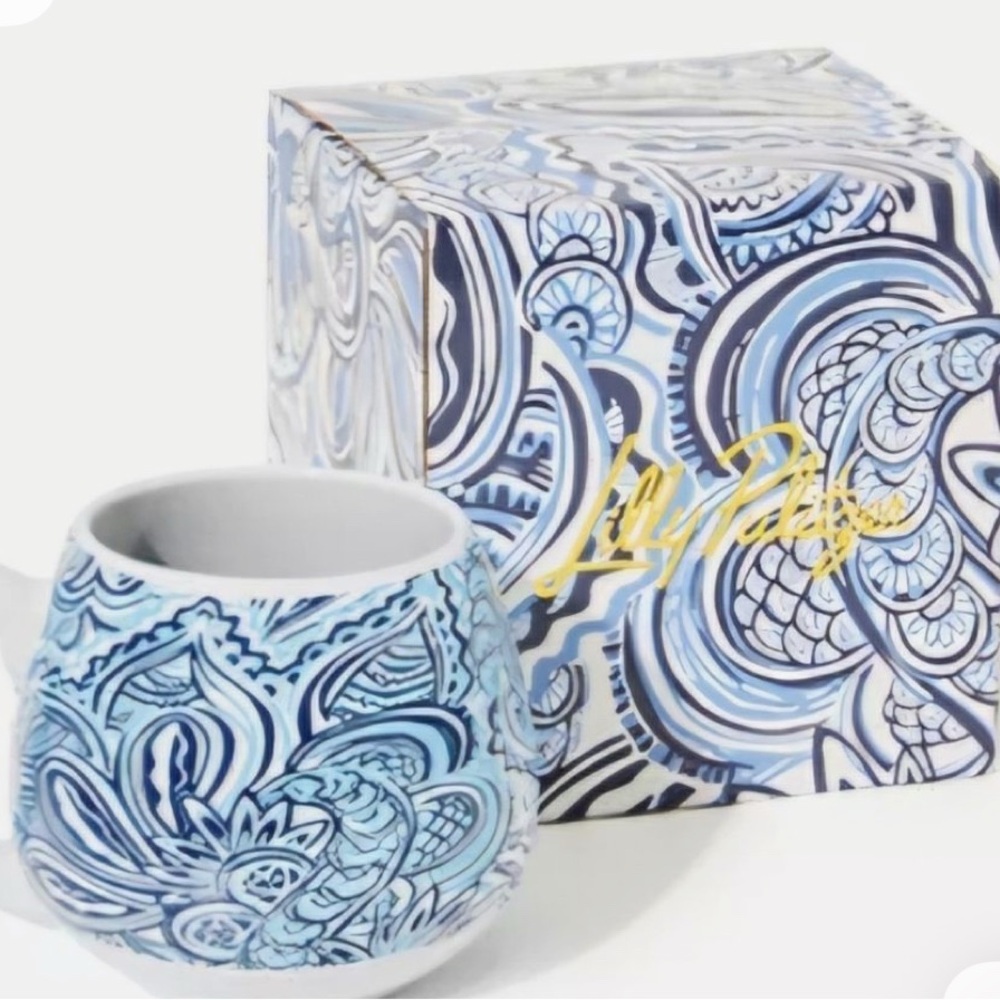LILLY PULITZER CERAMIC MUG IN Resort White Give It A Whirl - Picture 2 of 8